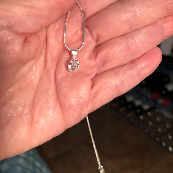 NWT Beautifully crafted Oblong Diamond simulant - Picture 2 of 10